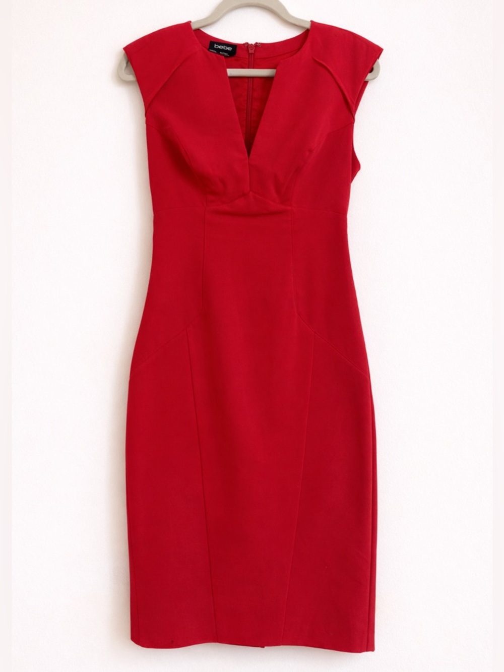 Bebe Red Fitted V-neck Sheath Dress – Size 4